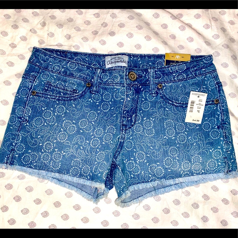 Aeropostale Shorty Size 3/4 NWT